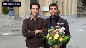 صنداي تايمز: النظام الإيراني يستغل الحرب لتصفية المقاومة، وشقيق السجين المعدوم يؤكد أن التحرير قرار داخلي