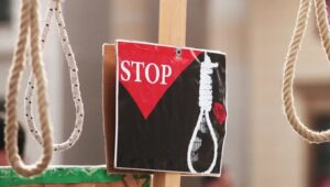 إيران ... إعدام ثلاثة شبان ثائرين في مشهد