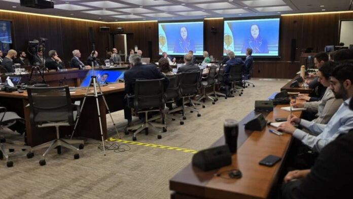 مؤتمر في برلمان کندي : إيران على مفترق طرق