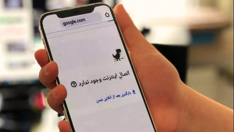 الحقيقة تحت الحصار.. حرب ورقابة وانهيار الصحافة في ظل النظام الإيراني