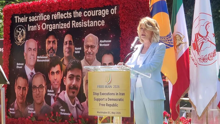 كارلا ساندز في واشنطن: مستقبل إيران لا ينتمي للعمامة ولا للتاج، بل للشعب الإيراني