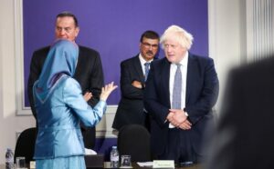 ميدل إيست أنلاين: صوت البديل الديمقراطي الإيراني يرتفع في باريس رغم منع التظاهرة