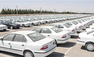 فساد جامعة الاحتكارات وتزييف وعود الانفتاح: فضيحة أسعار السيارات الفارهة في إيران