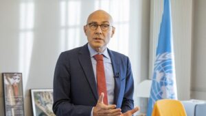 المفوض السامي لحقوق الإنسان يرحب بالاتفاق الأمريكي ـ الإيراني ويطالب بوقف الإعدامات في إيران