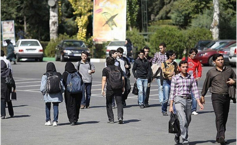 أزمة بطالة مخفية في إيران: لماذا تحجب إحصاءات عمل رسمية فشلاً اقتصادياً متعمقاً؟