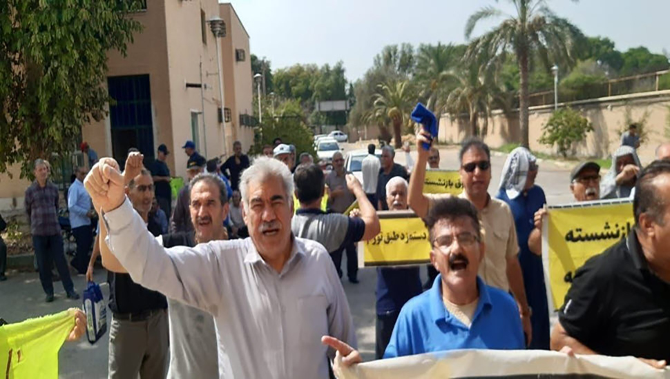 إيران.. احتجاجات واسعة للمتقاعدين في عدة مدن ضد الغلاء والفساد ونهب الثروات