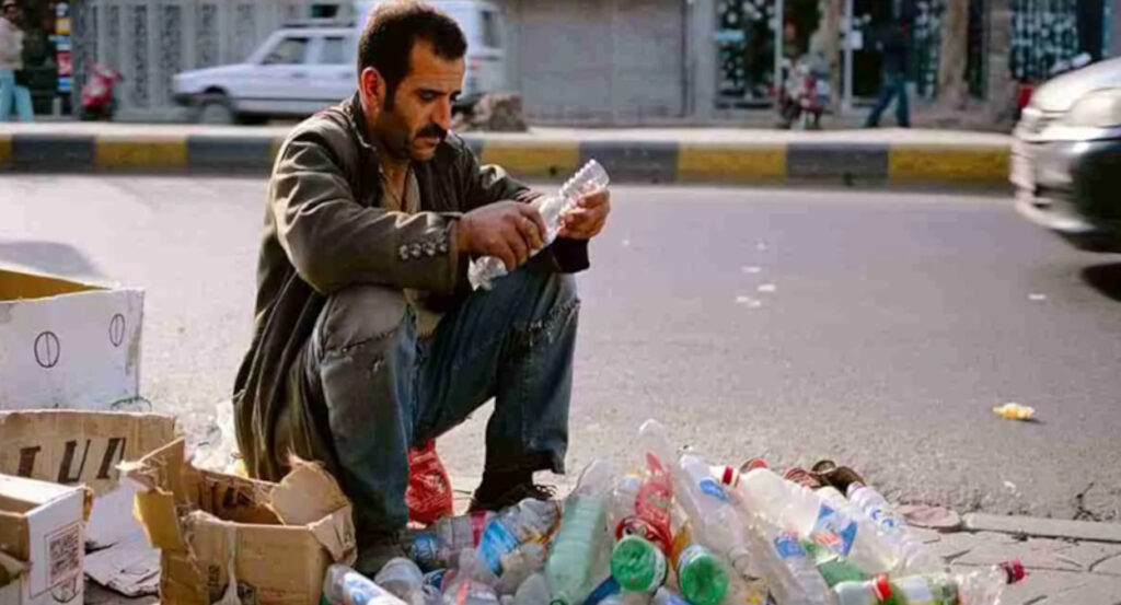 تقريرٌ رسمي يفضح سقوط 63 مليون إيراني تحت خط الفقر وعجز الأجور عن تغطية نفقات 8 أيام