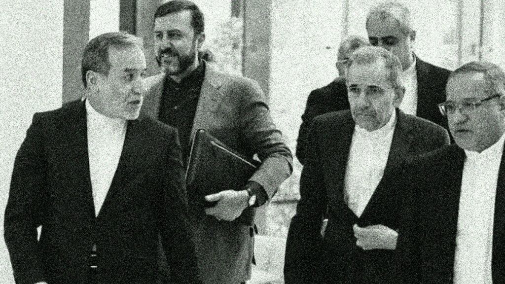 إيران: كيف أظهرت أزمة تفاوضِ ومضيق هرمز عجز النظامِ الإيراني؟