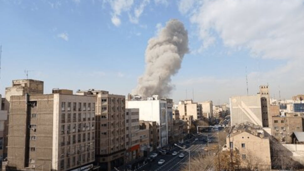 إيران: الحرب الخارجية درع النظام والقمع سلاحه في الداخل