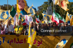 رويترز وغيتي إيميجز: تظاهرة حاشدة في باريس بذكرى انتفاضة 2022 تبرز قيادة المرأة ودور وحدات المقاومة