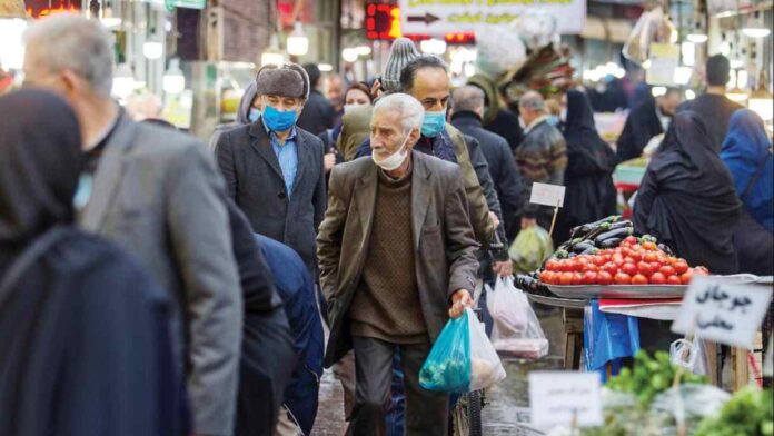 التضخم في إيران يقفز إلى 83.8% والدولار يتجاوز 240 ألف تومان