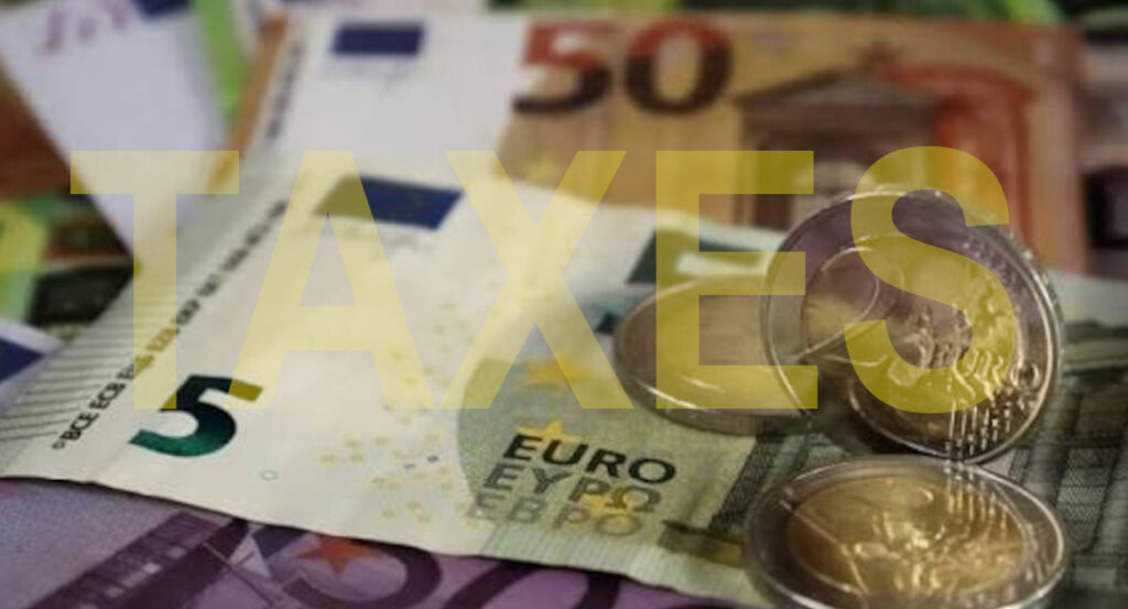 ضغط ضريبي على طبقة عاملة في إيران: كيف تدفع رواتب موظفين فاتورة فساد ومغامرات إقليمية؟