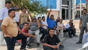احتجاجات في إيران بسبب أزمة الوقود وارتفاع تكاليف النقل والمعيشة