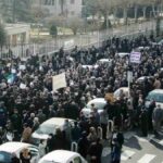 اعترافات بزشكيان تفضح رعب الولي الفقيه: النظام الإيراني يخشى بركان الغضب الداخلي أكثر من صواريخ الحرب