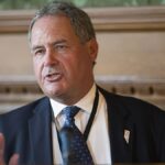 باب بلاكمان في «ديلي إكسبريس»: على بريطانيا وقف التساهل مع النظام الإيراني