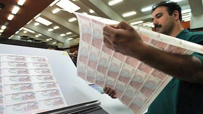 النظام الإيراني يطبع 50 تريليون ريال يوميا وسط قفزة قياسية في السيولة والتضخم