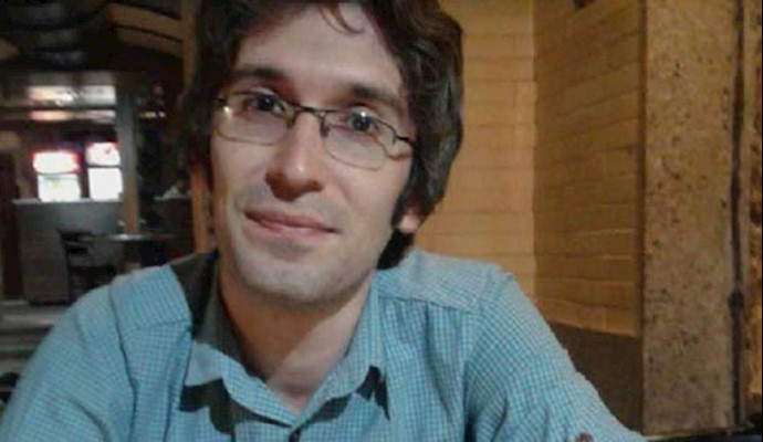السجين السياسي آرش صادقي