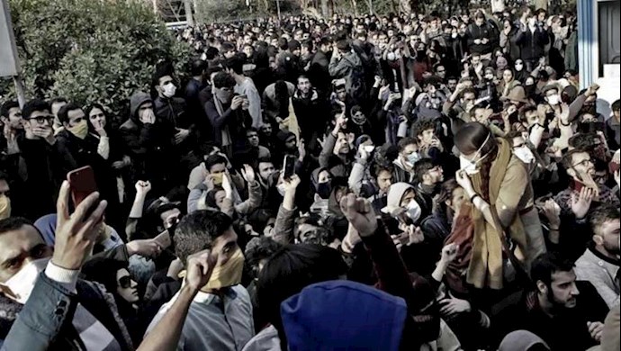 احتجاجات لفئات مختلفة من الشعب الإيراني