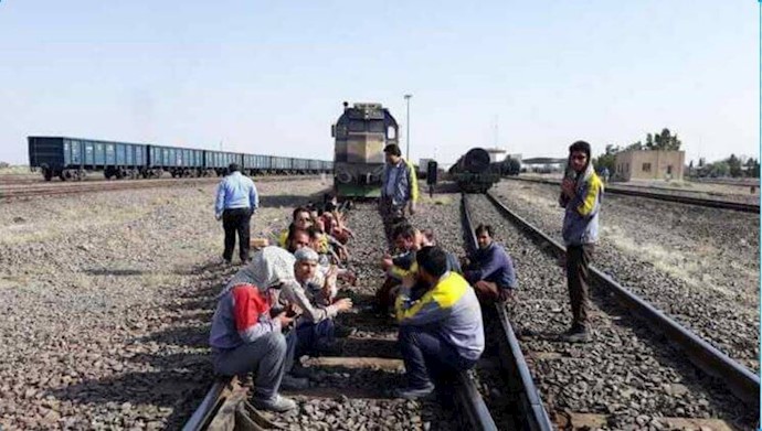 عمال السكك الحديدية في ميرجاوه 