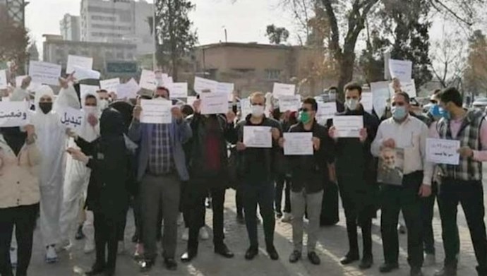 تجمع احتجاجي للمرضين في شيراز