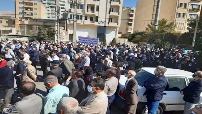 احتجاجات المعلمين في شيراز