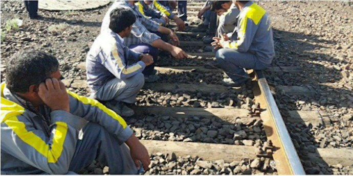 عمال السكك الحديدية في أراك عمال السكك الحديدية في أراك