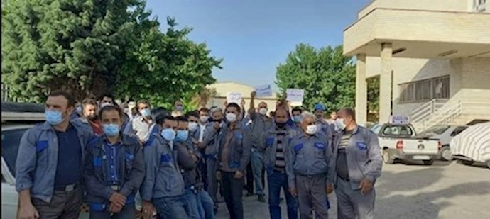 تجمع عمال شركة شسكام للاتصالات1 تجمع عمال شركة شسكام للاتصالات1