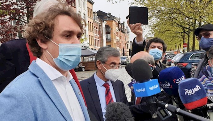 محامي مجاهدي خلق في محكمة أنتويرب