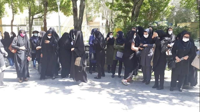 وقفة احتجاجية لمتقاعدي الصلب في اصفهان