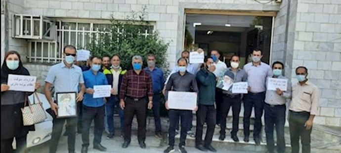 تجمع عمال شركة شسكام للاتصالات2 تجمع عمال شركة شسكام للاتصالات2